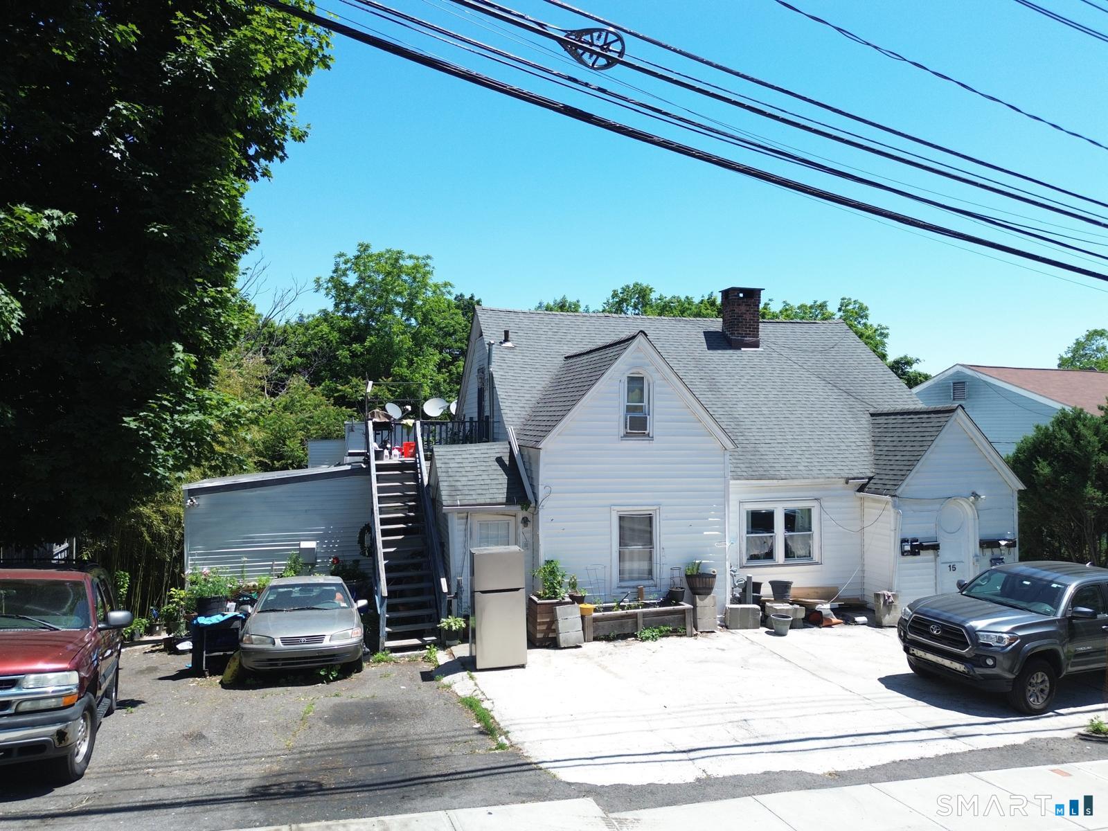 15 Spring Hill Avenue Norwalk, CT 06850 - Photo 4 of 33