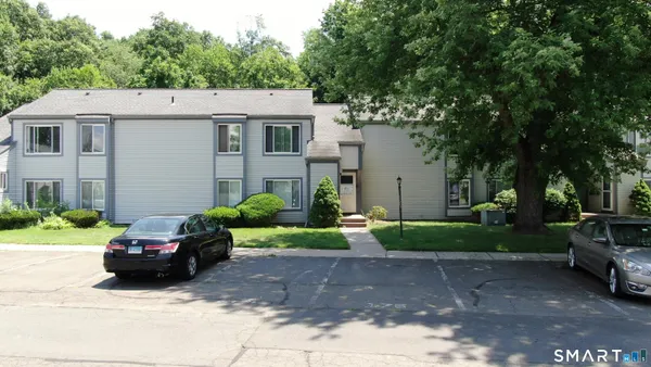 $199,000 | 175 Candlewood Drive, Unit 175, South Windsor, CT 06074