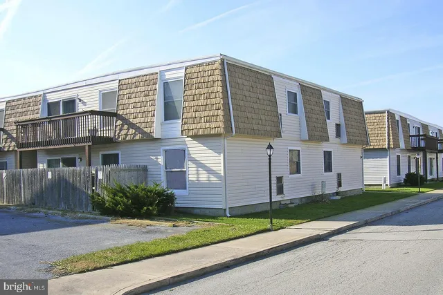 $274,900 | 2628 Gull Way, Unit 202A, Ocean City, MD 21842