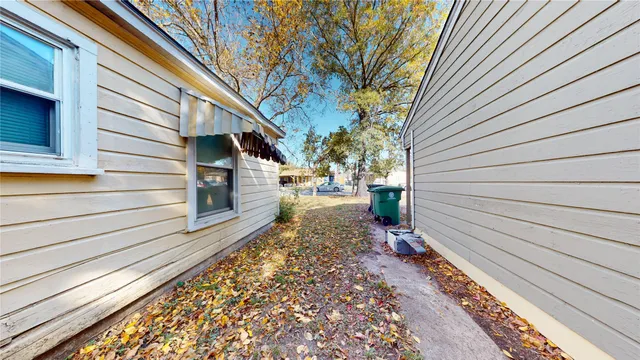 $1,600 | 3826 Landa Lane, Houston, TX 77023