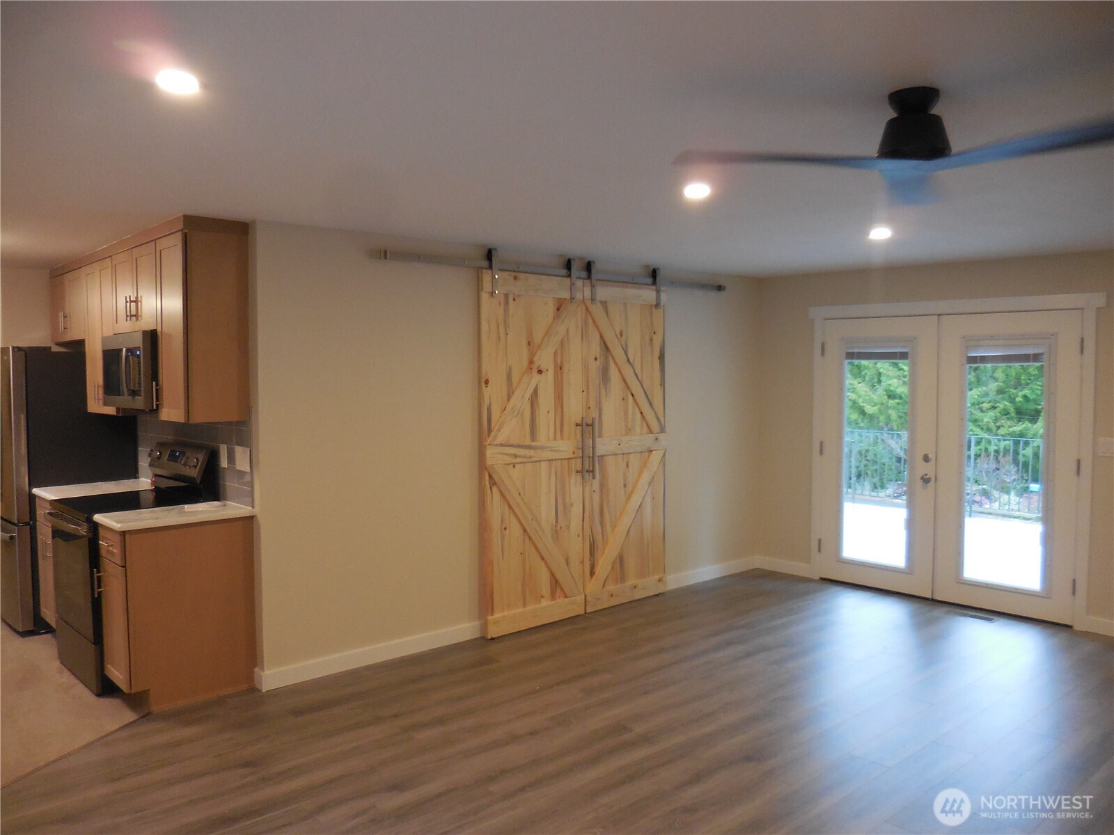 650 Southwest Dogwood Road Port Orchard, WA 98367 - Photo 22 of 40