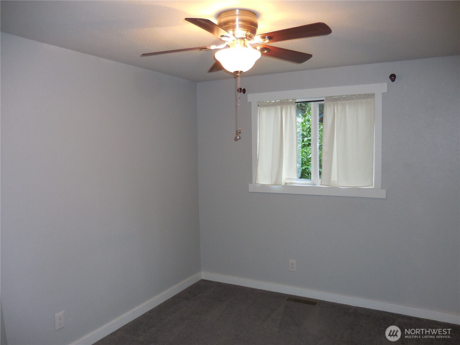 650 Southwest Dogwood Road Port Orchard, WA 98367 - Photo 30 of 40