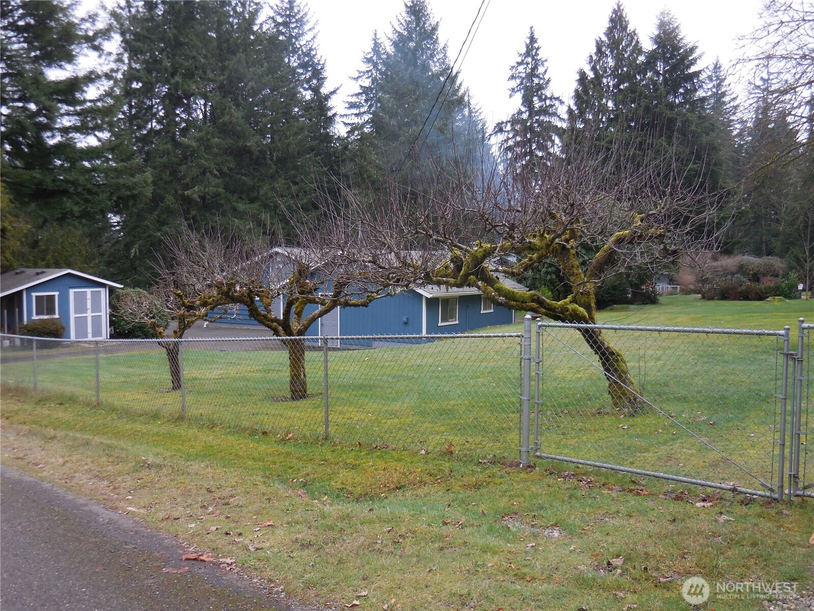 650 Southwest Dogwood Road Port Orchard, WA 98367 - Photo 6 of 40