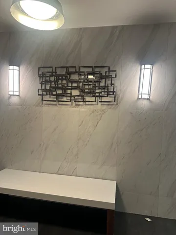 $1,350 | 2101-17 Chestnut Street, Unit 424, Philadelphia, PA 19103