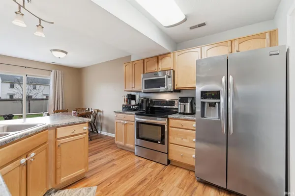 $269,900 | 619 Wyss Ridge Drive, Fort Wayne, IN 46819