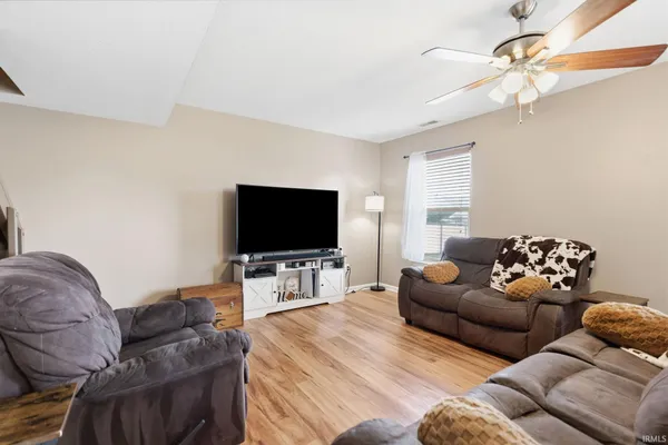 $269,900 | 619 Wyss Ridge Drive, Fort Wayne, IN 46819