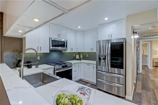 $515,000 | 3605 East Anaheim Street, Unit 102, Long Beach, CA 90804