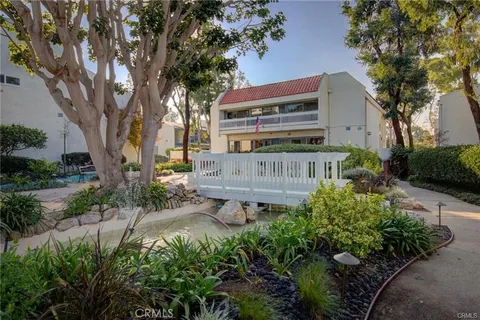 $3,650 | 824 Camino Real, Unit 204, Redondo Beach, CA 90277