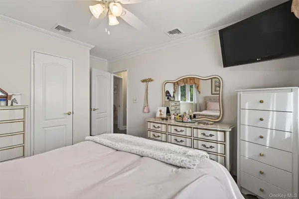 $699,000 | 7 Sterling Place, New City, NY 10956