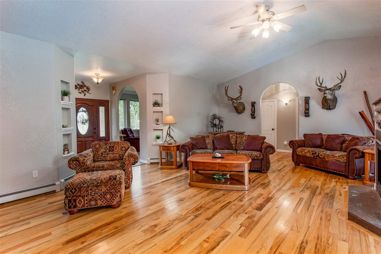 1227 Signal Rock Road Grand Junction, CO 81505 - Photo 10 of 33