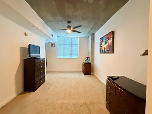$2,800 | 300 South Australian Avenue, Unit 1010, West Palm Beach, FL 33401