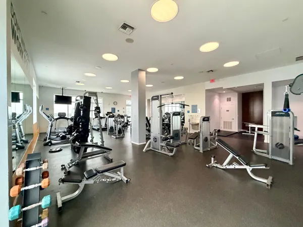 $2,800 | 300 South Australian Avenue, Unit 1010, West Palm Beach, FL 33401