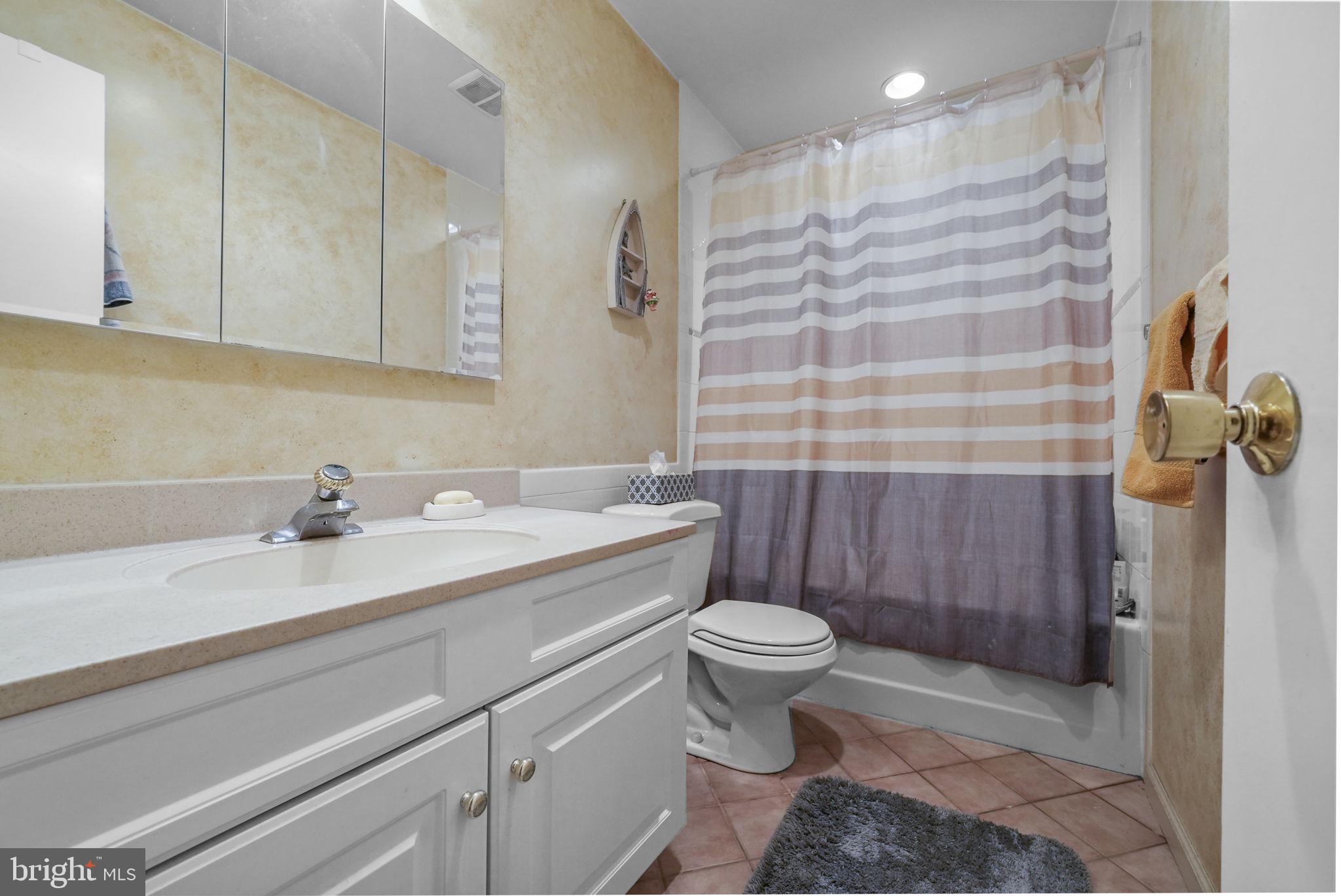 31 Brophy Drive Ewing, NJ 08638 - Photo 35 of 48