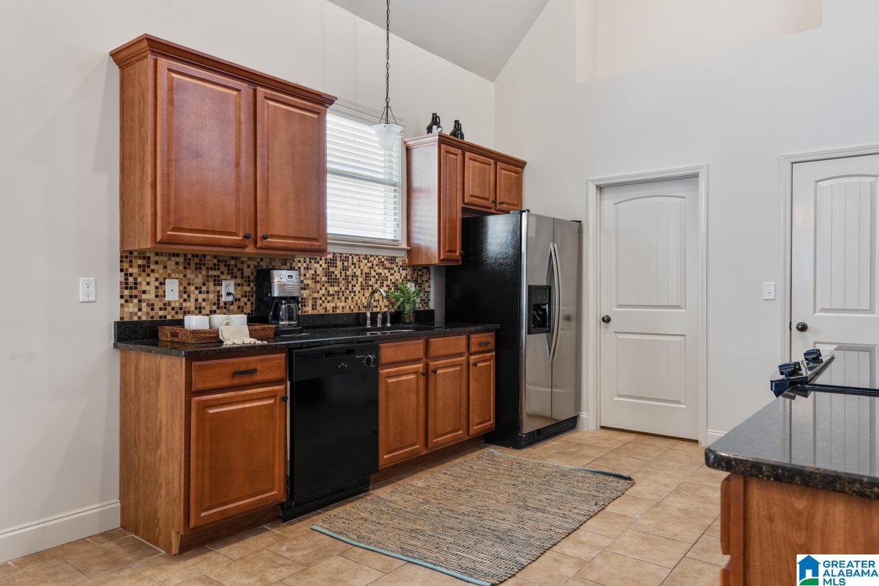5711 Park Side Road Birmingham, AL 35244 - Photo 12 of 34