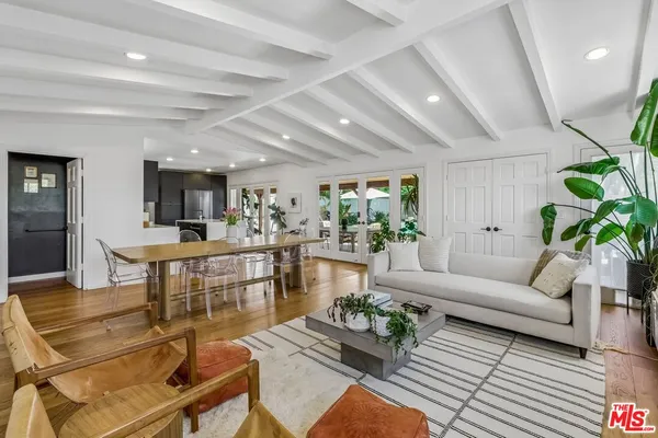 $8,950 | 5646 South Sherbourne Drive, Los Angeles, CA 90056