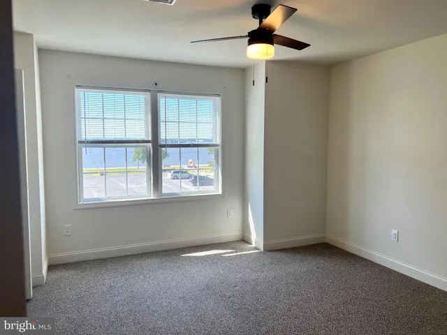 $2,300 | 46 West Pittsfield Street, Pennsville, NJ 08070