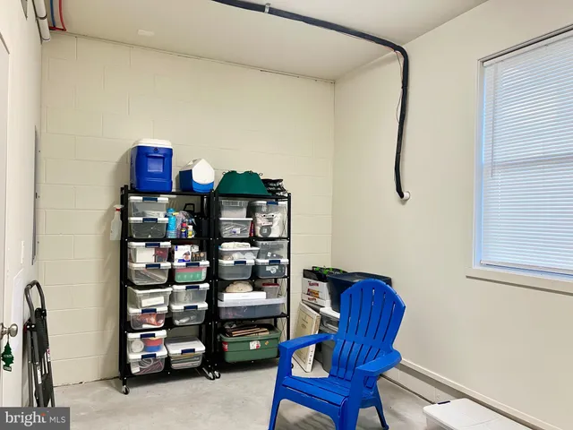 $2,300 | 46 West Pittsfield Street, Pennsville, NJ 08070