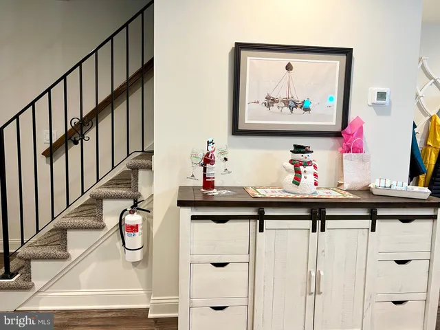 $2,300 | 46 West Pittsfield Street, Pennsville, NJ 08070