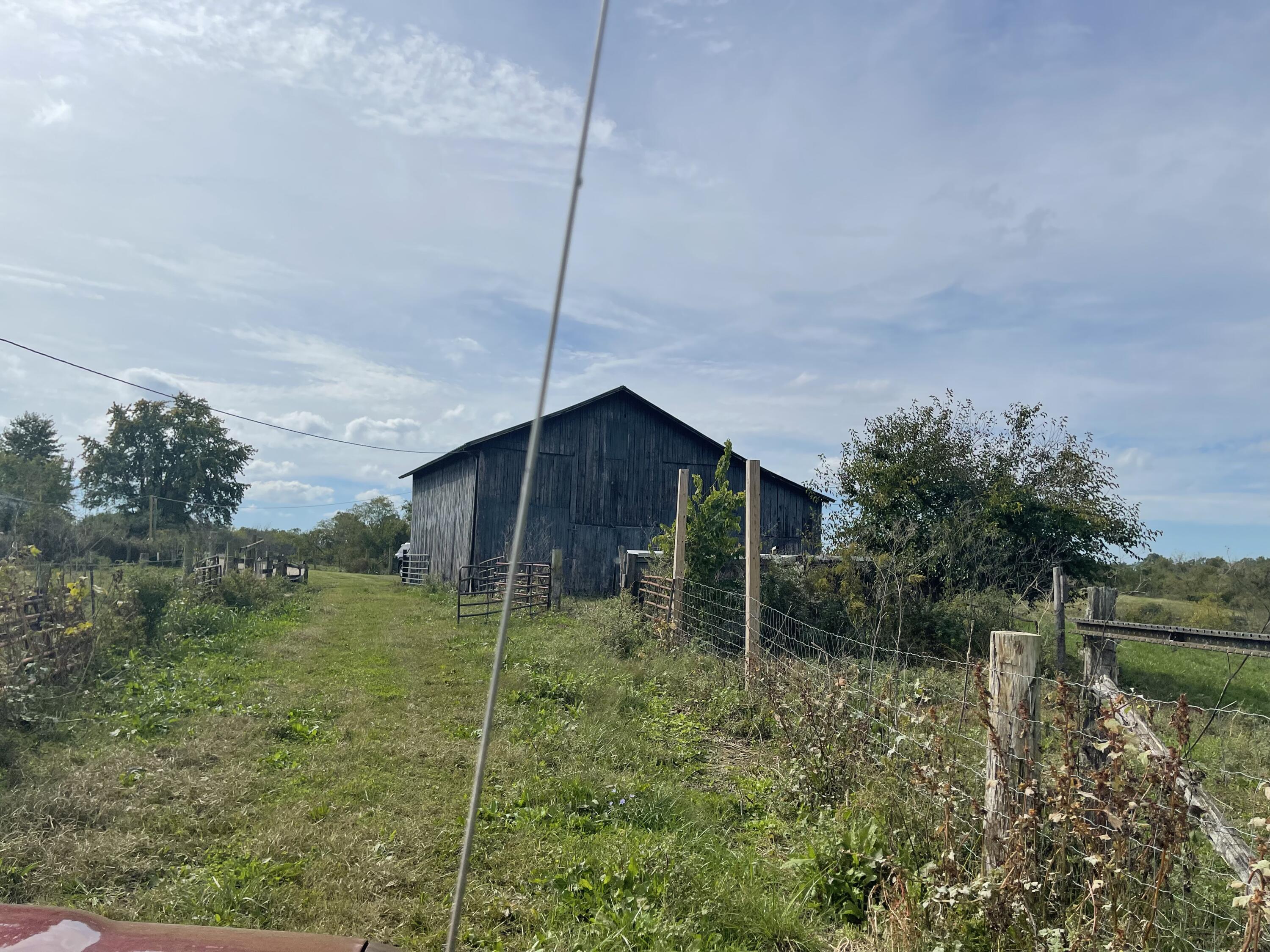 240 Whitlock Road Richmond, KY 40475 - Photo 7 of 43 0E920359-3BF0-493F-A5B4-5F5F6C392A8B