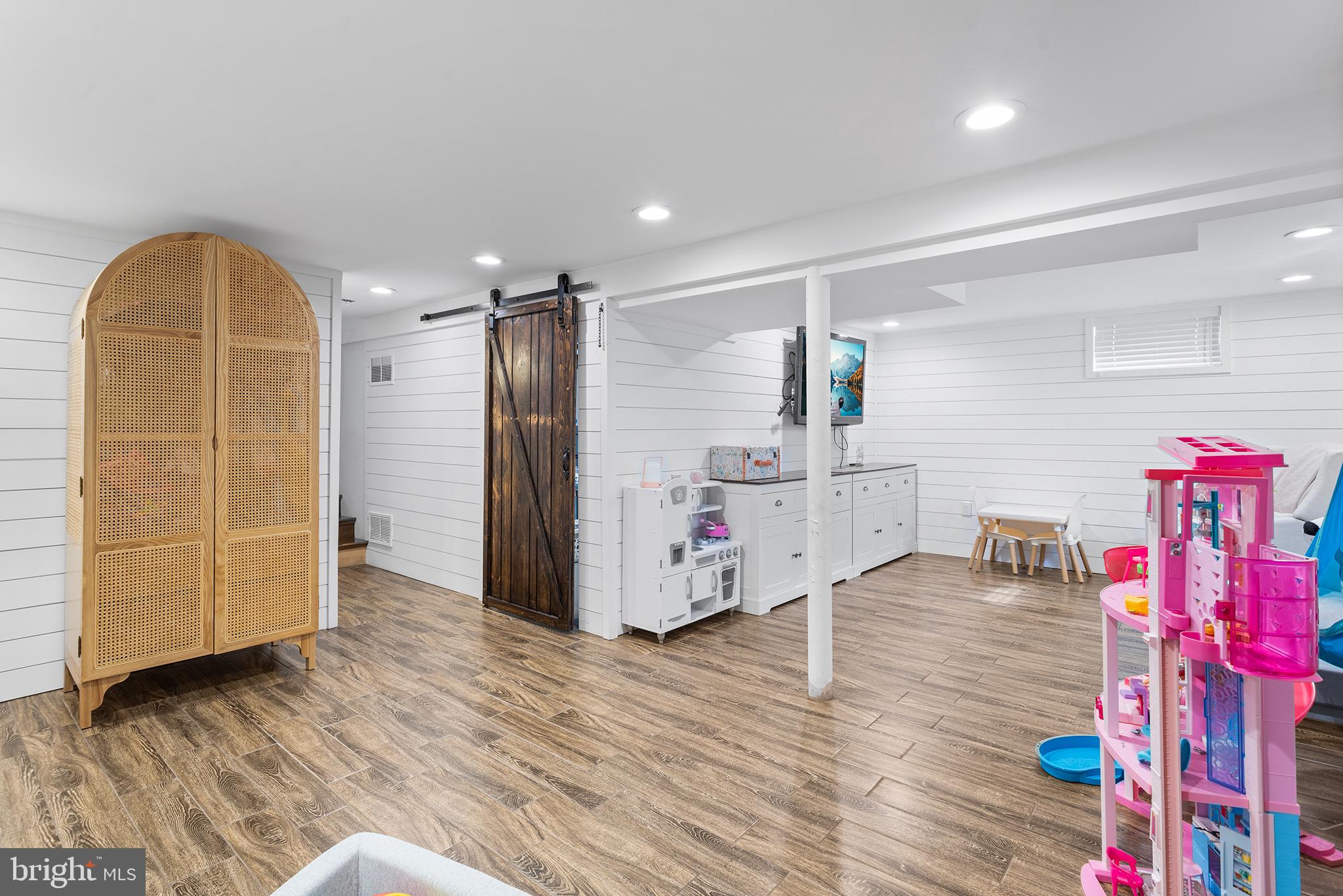 229 Drake Road Cherry Hill, NJ 08034 - Photo 32 of 46