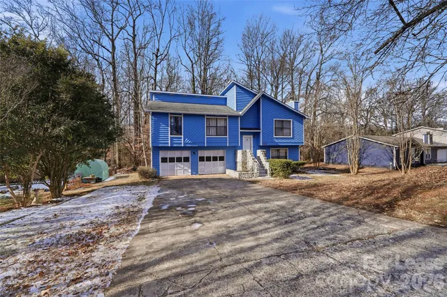 $2,325 | 6530 Thamesmead Lane, Mint Hill, NC 28227