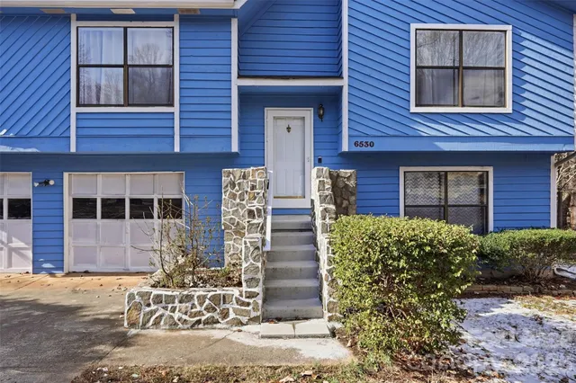 $2,325 | 6530 Thamesmead Lane, Mint Hill, NC 28227