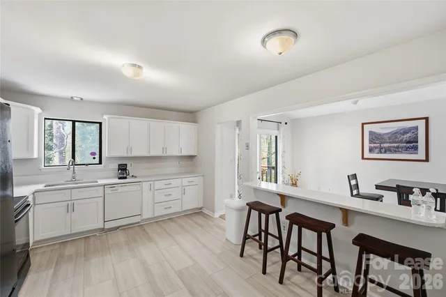 $2,325 | 6530 Thamesmead Lane, Mint Hill, NC 28227