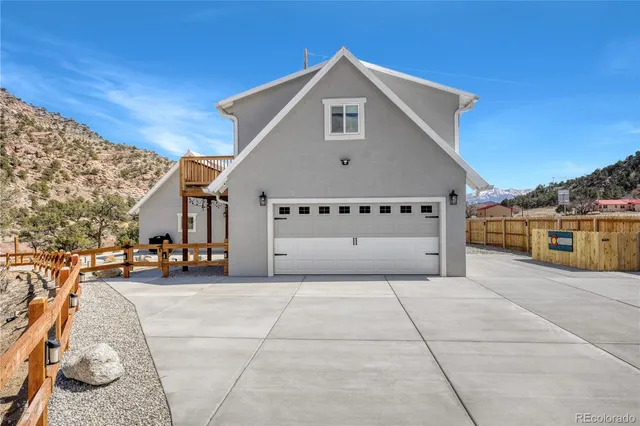 a view of a house with a outdoor space
