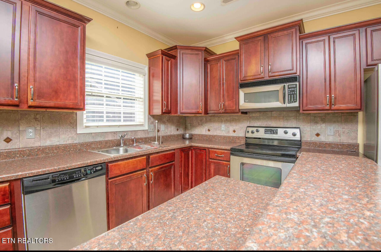 119 Waterston Way Clinton, TN 37716 - Photo 20 of 38 IMG_4715