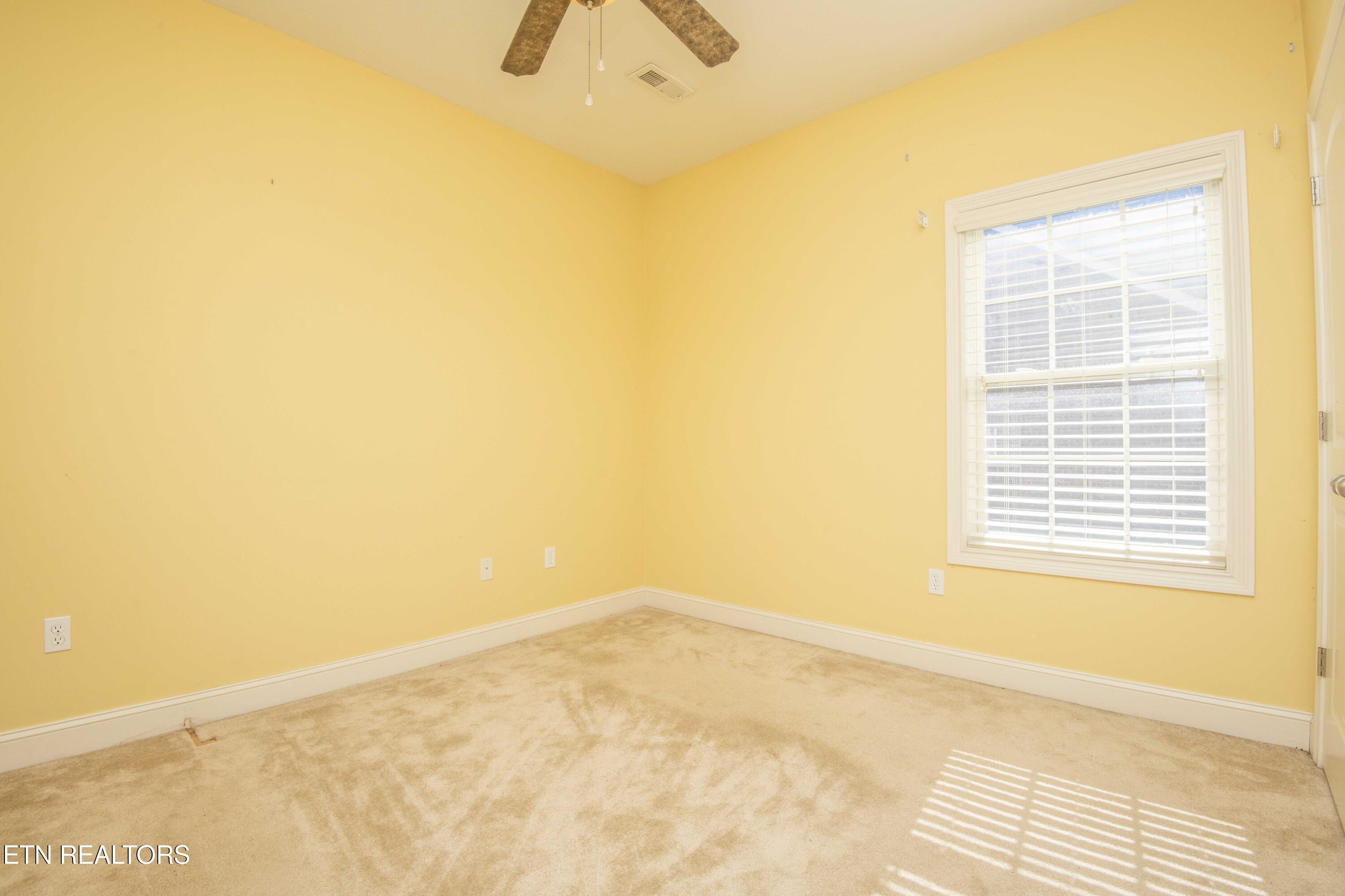 119 Waterston Way Clinton, TN 37716 - Photo 30 of 38 second bed