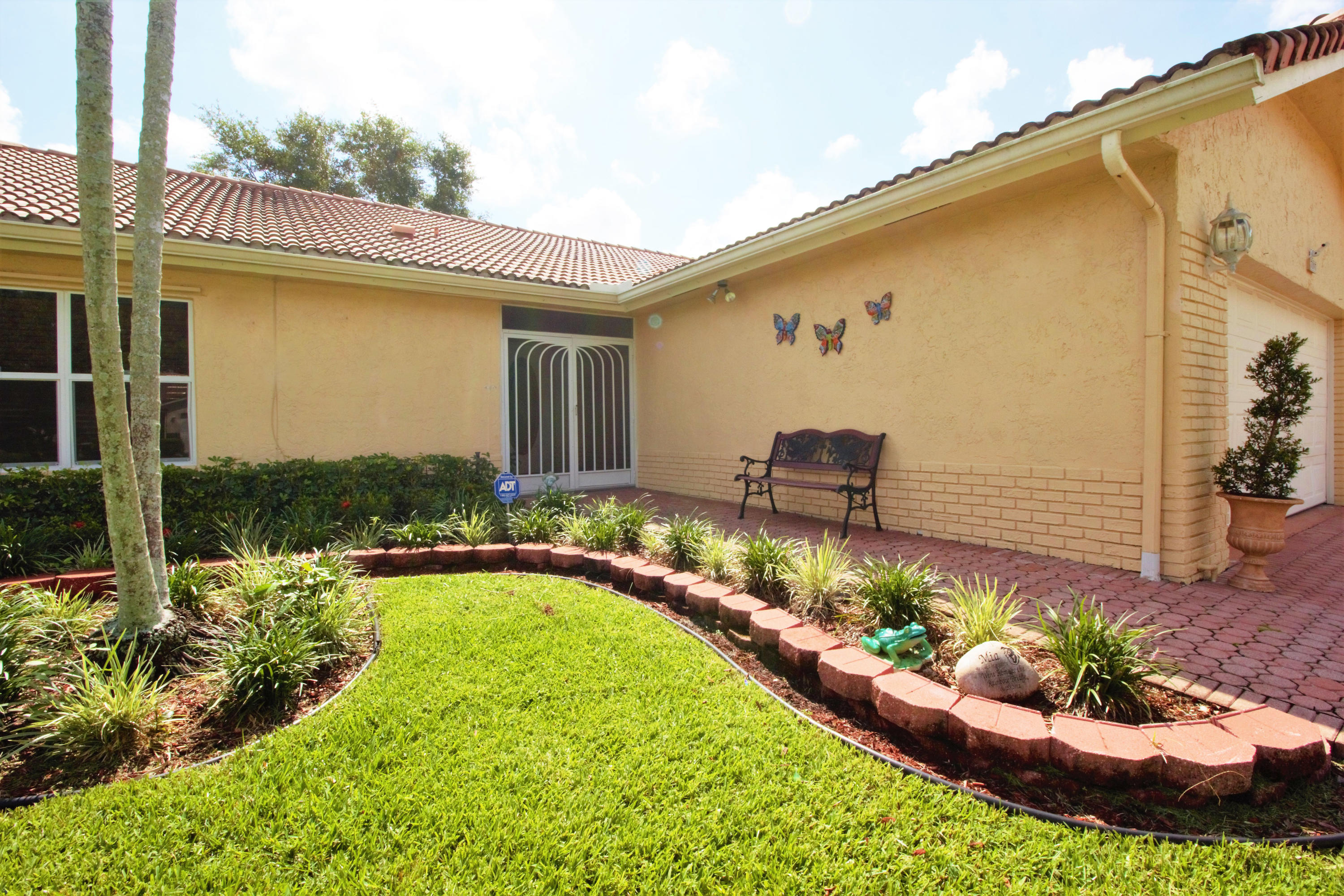 7897 Cloverfield Circle Boca Raton, FL 33433 - Photo 2 of 28 7897 front close left (3)