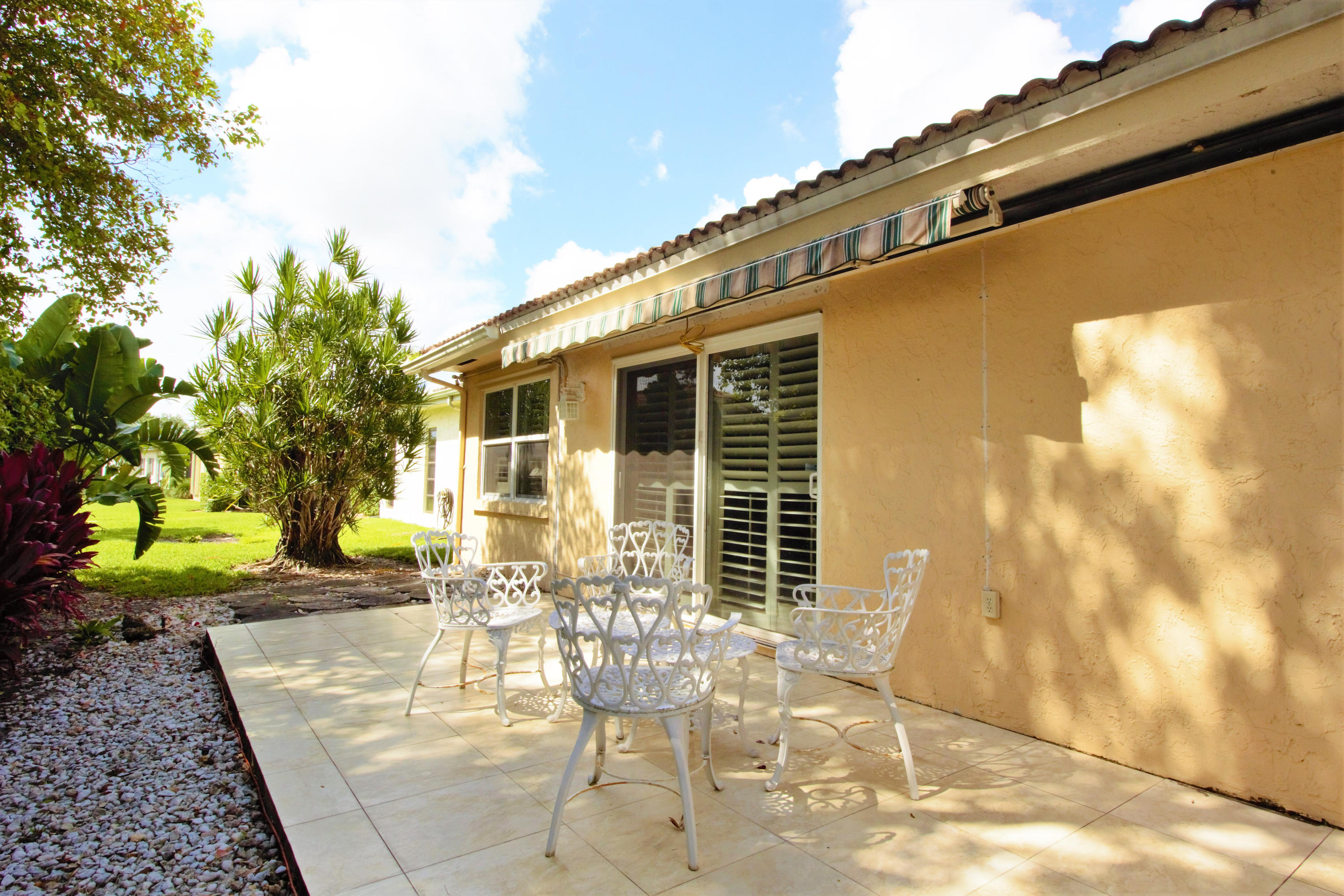 7897 Cloverfield Circle Boca Raton, FL 33433 - Photo 6 of 28 7897 back patio