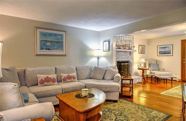 $759,900 | 55 Whisper Lane, North Kingstown, RI 02852