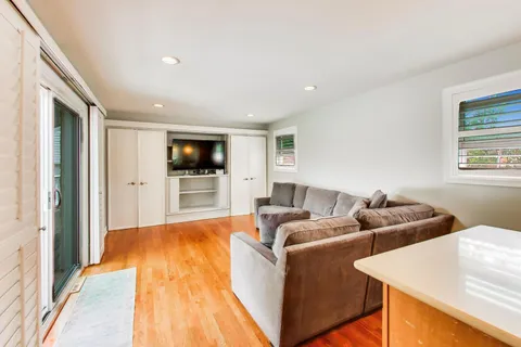 $408,900 | 9925 South Maplewood Avenue, Chicago, IL 60655