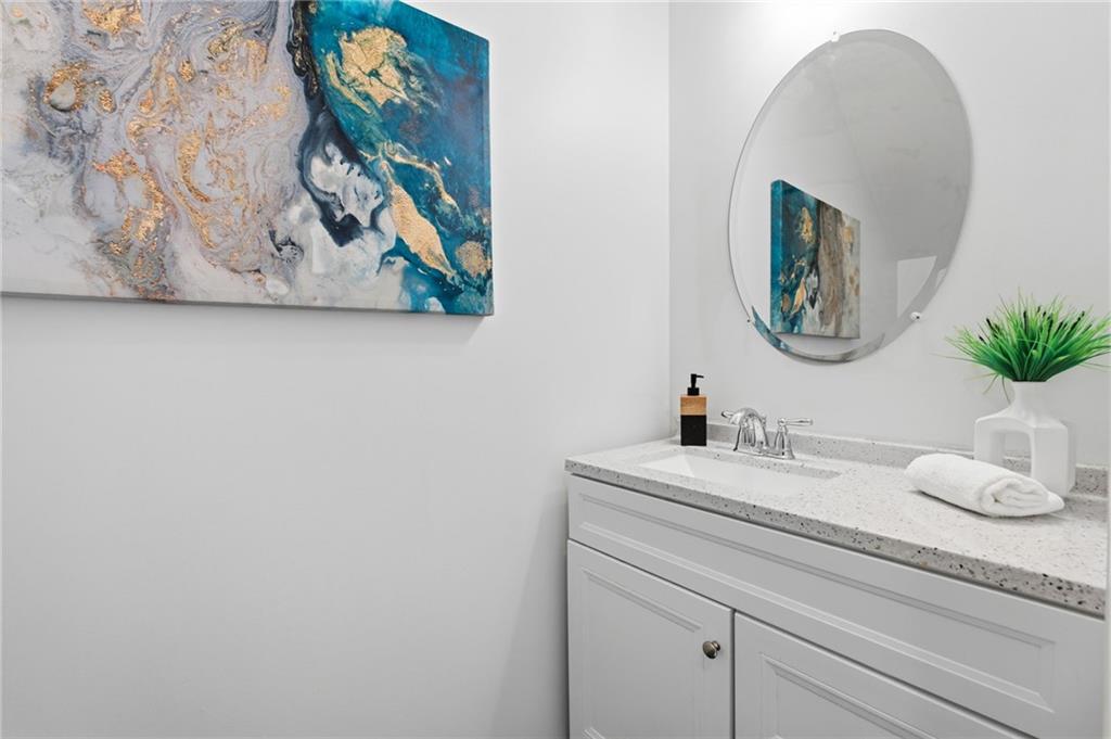 2715 Avanti Way Decatur, GA 30035 - Photo 6 of 33 Gallery Image 6