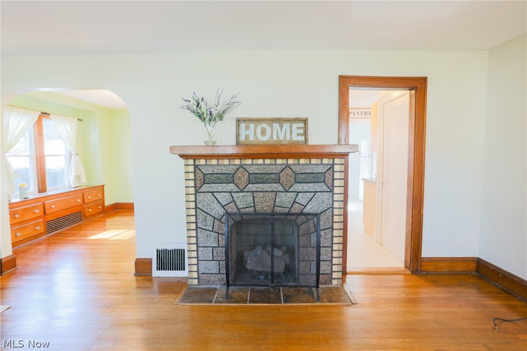 37 Canton Road Akron, OH 44312 - Photo 4 of 20 Gallery Image 4