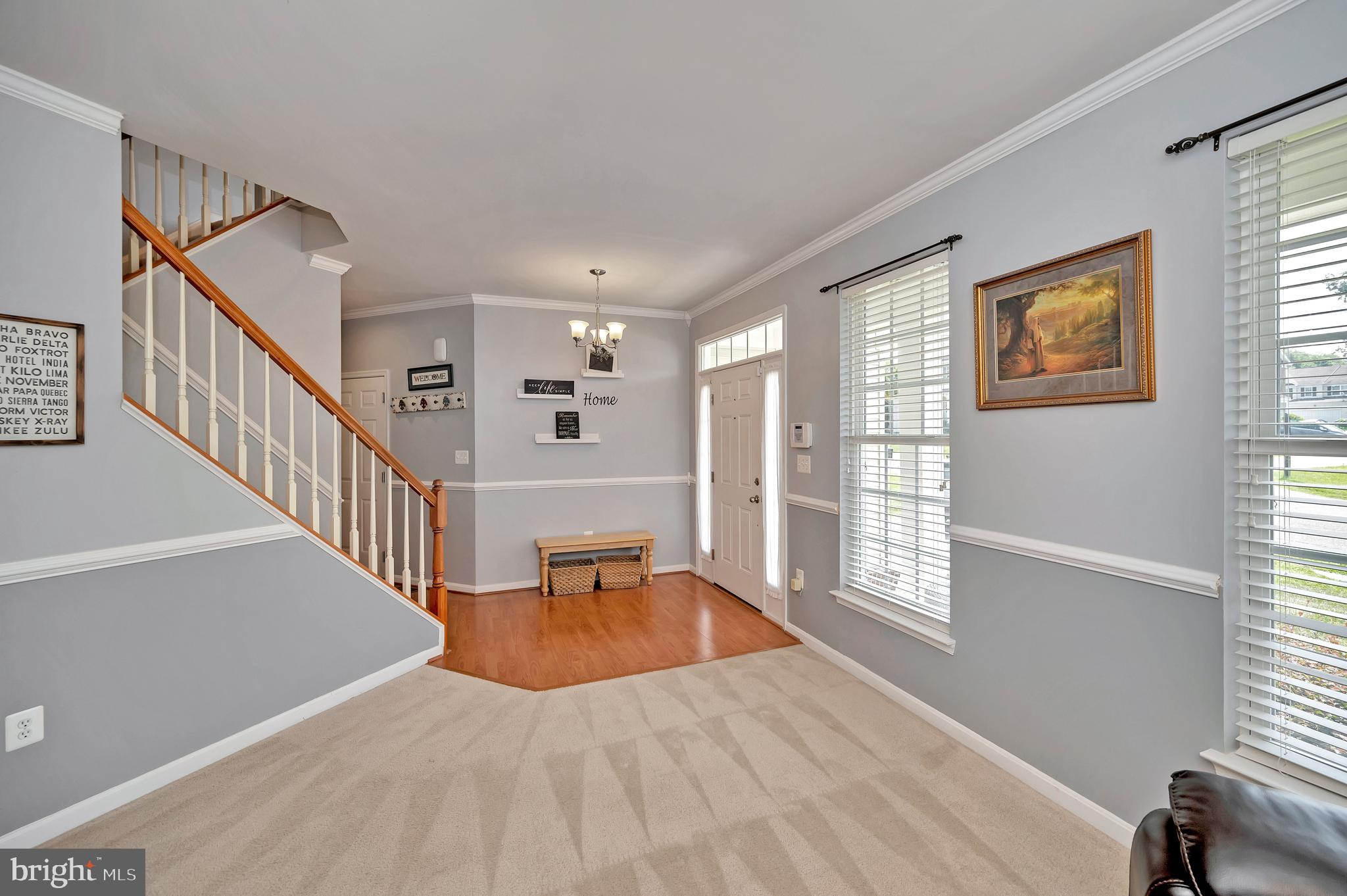 35287 Balmoral Drive Locust Grove, VA 22508 - Photo 5 of 50 Front room