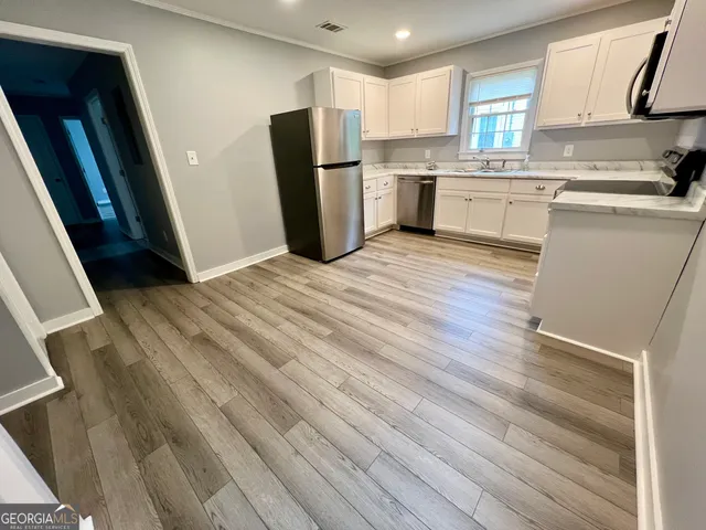 $1,395 | 112 Cedar Street, Forsyth, GA 31029