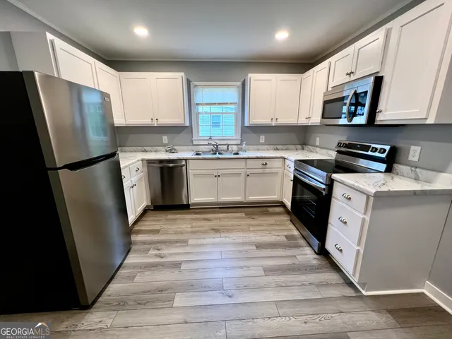 $1,395 | 112 Cedar Street, Forsyth, GA 31029