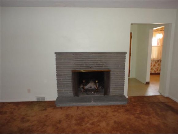2718 Country Club Road Endwell, NY 13760 - Photo 14 of 24 Gallery Image 14