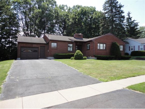 2718 Country Club Road Endwell, NY 13760 - Photo 2 of 24 Gallery Image 2