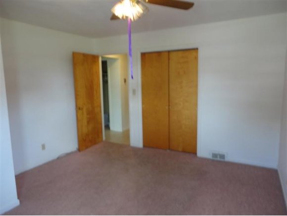 2718 Country Club Road Endwell, NY 13760 - Photo 7 of 24 Gallery Image 7
