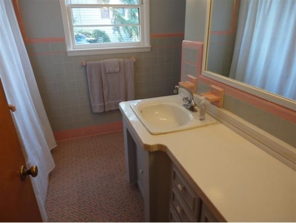 2718 Country Club Road Endwell, NY 13760 - Photo 9 of 24 Gallery Image 9
