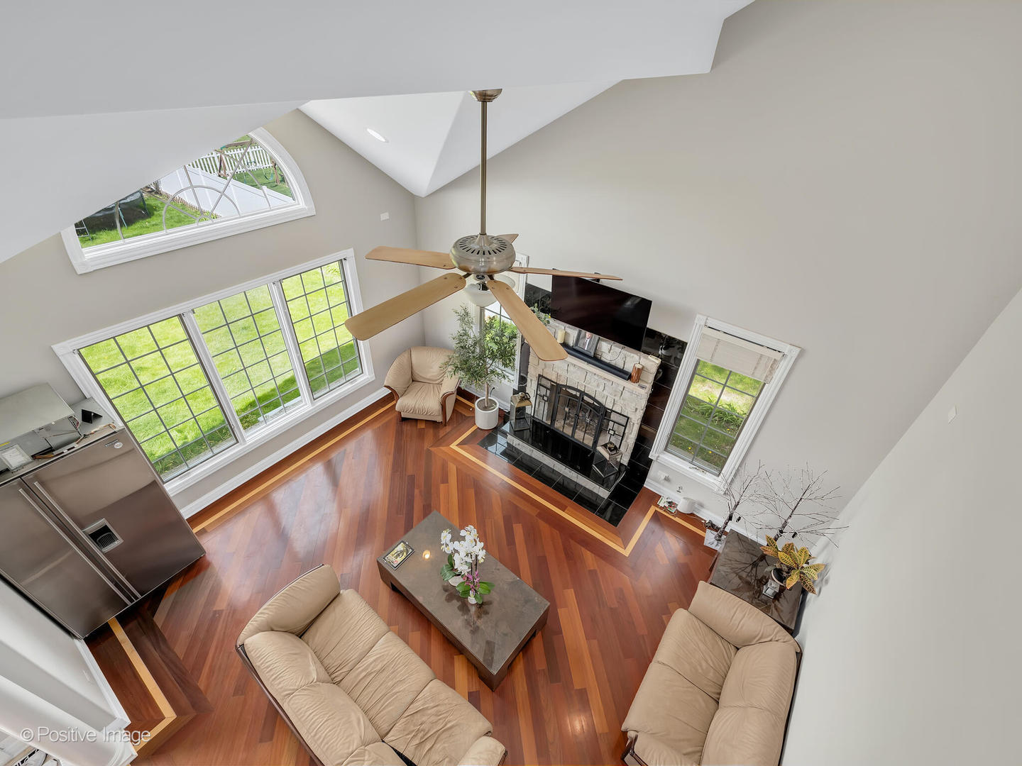 2804 Central Road Glenview, IL 60025 - Photo 18 of 41 a living room with furniture and a window