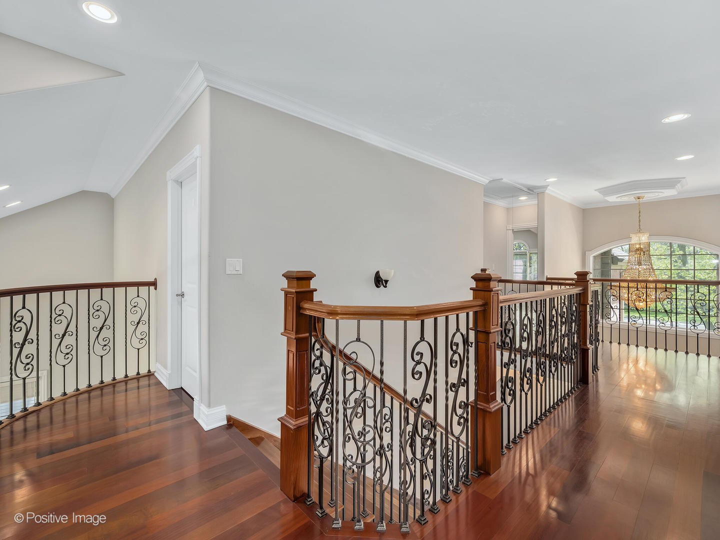 2804 Central Road Glenview, IL 60025 - Photo 20 of 41 a view of entryway with wooden floor