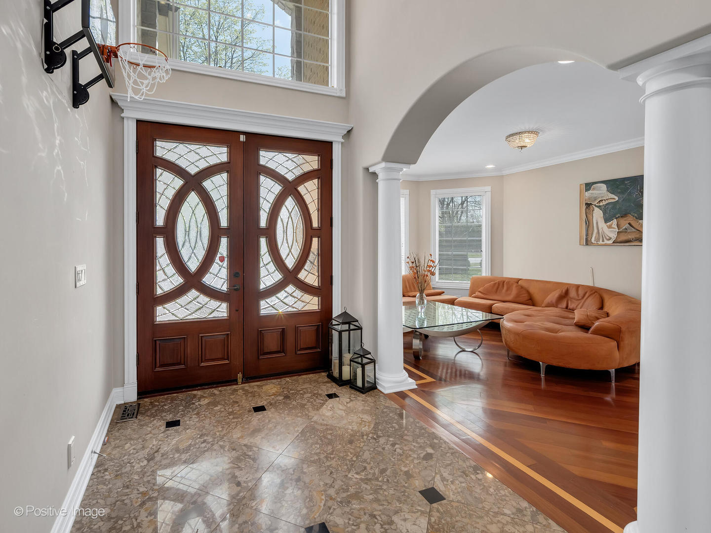 2804 Central Road Glenview, IL 60025 - Photo 6 of 41 a living room with furniture and a window