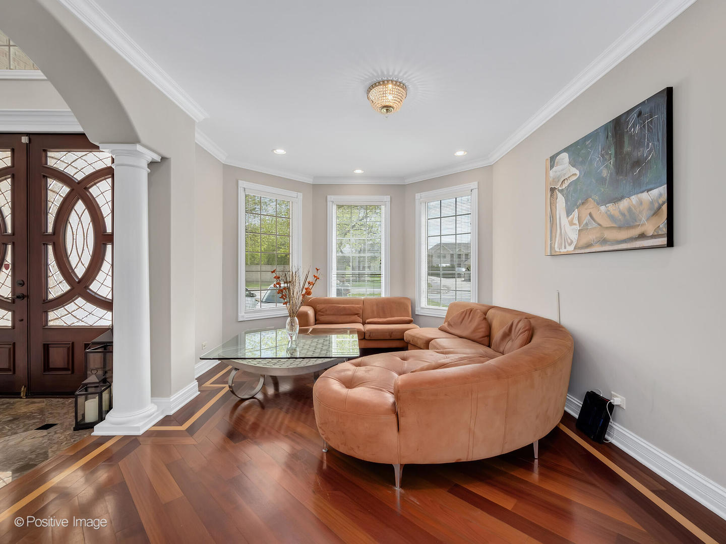 2804 Central Road Glenview, IL 60025 - Photo 10 of 41 a living room with furniture and a wooden floor