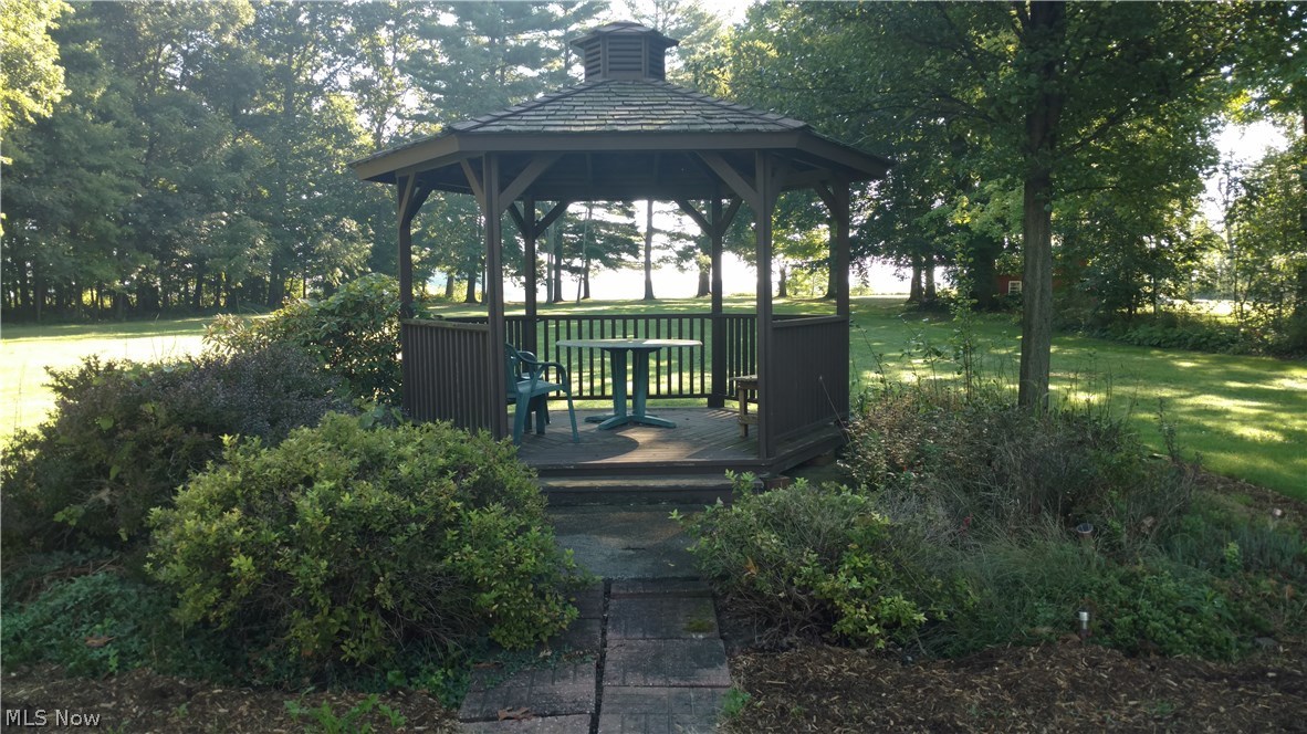 2745 Eby Road Wooster, OH 44691 - Photo 4 of 17 A relaxing place to spend your time enjoying the peace of the country.
