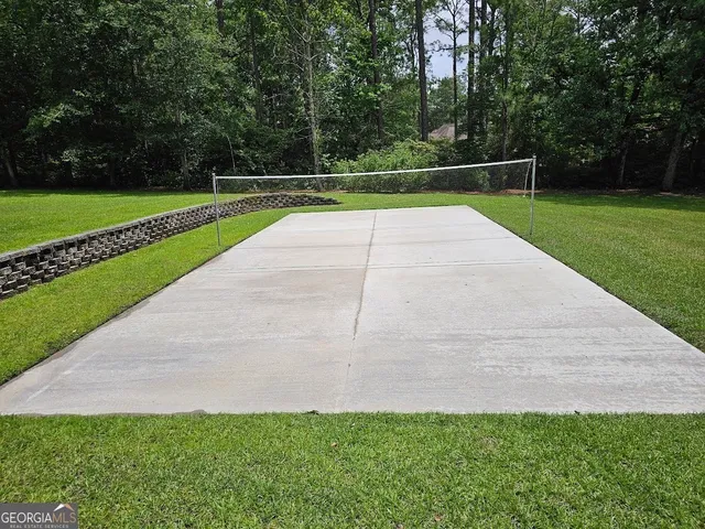 a view of outdoor space