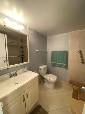 $2,190 | 2049 South Ocean Drive, Unit 503, Hallandale Beach, FL 33009